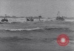 Standbild alliierte Soldat Normandie Frankreich, 1944, aus Sekunde 46 historischem Filmmaterial Videoclip 65675038235