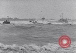 Standbild alliierte Soldat Normandie Frankreich, 1944, aus Sekunde 50 historischem Filmmaterial Videoclip 65675038235