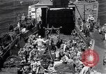 Standbild alliierte Soldat Leyte Philippinen, 1944, aus Sekunde 52 historischem Filmmaterial Videoclip 65675038236
