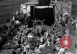 Standbild alliierte Soldat Leyte Philippinen, 1944, aus Sekunde 58 historischem Filmmaterial Videoclip 65675038236