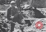 Standbild amerikanischer Soldat Leyte Philippinen, 1944, aus Sekunde 4 historischem Filmmaterial Videoclip 65675038237