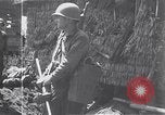 Standbild amerikanischer Soldat Leyte Philippinen, 1944, aus Sekunde 8 historischem Filmmaterial Videoclip 65675038237