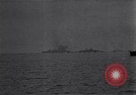 Standbild amerikanische Kriegsschiff Leyte Philippinen, 1944, aus Sekunde 27 historischem Filmmaterial Videoclip 65675038240