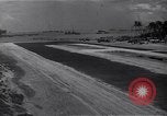 Standbild C-47 Flugzeuge Bougainville Island Papua Neu Guinea, 1944, aus Sekunde 44 historischem Filmmaterial Videoclip 65675038241