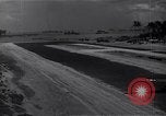 Standbild C-47 Flugzeuge Bougainville Island Papua Neu Guinea, 1944, aus Sekunde 45 historischem Filmmaterial Videoclip 65675038241
