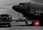 Standbild amerikanische Flugzeuge Bougainville Island Papua Neu Guinea, 1944, aus Sekunde 16 historischem Filmmaterial Videoclip 65675038242
