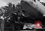 Standbild amerikanische Flugzeuge Bougainville Island Papua Neu Guinea, 1944, aus Sekunde 35 historischem Filmmaterial Videoclip 65675038242