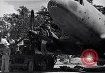 Standbild amerikanische Flugzeuge Bougainville Island Papua Neu Guinea, 1944, aus Sekunde 36 historischem Filmmaterial Videoclip 65675038242