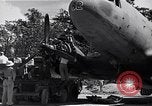 Standbild amerikanische Flugzeuge Bougainville Island Papua Neu Guinea, 1944, aus Sekunde 37 historischem Filmmaterial Videoclip 65675038242