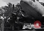 Standbild amerikanische Flugzeuge Bougainville Island Papua Neu Guinea, 1944, aus Sekunde 39 historischem Filmmaterial Videoclip 65675038242