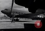 Image C-47 Aéronefs l'île de Bougainville en Papouasie-Nouvelle-Guinée, 1944, de la seconde 6 séquences d'archives historiques vidéo 65675038243