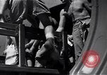 Image C-47 Aéronefs l'île de Bougainville en Papouasie-Nouvelle-Guinée, 1944, de la seconde 47 séquences d'archives historiques vidéo 65675038243