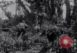 Standbild amerikanischen Infanteristen Bougainville Island Papua Neu Guinea, 1944, aus Sekunde 8 historischem Filmmaterial Videoclip 65675038249