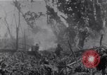 Standbild amerikanischen Infanteristen Bougainville Island Papua Neu Guinea, 1944, aus Sekunde 22 historischem Filmmaterial Videoclip 65675038249