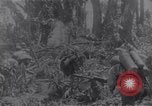 Standbild amerikanischen Infanteristen Bougainville Island Papua Neu Guinea, 1944, aus Sekunde 40 historischem Filmmaterial Videoclip 65675038249