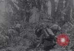 Standbild amerikanischen Infanteristen Bougainville Island Papua Neu Guinea, 1944, aus Sekunde 41 historischem Filmmaterial Videoclip 65675038249