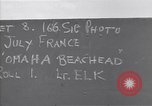 Immagine di I marinai americani di nuotare e giocare Normandia Francia, 1944, secondo 3 filmato di repertorio 65675038273
