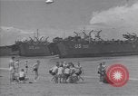 Immagine di I marinai americani di nuotare e giocare Normandia Francia, 1944, secondo 29 filmato di repertorio 65675038273