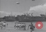 Immagine di I marinai americani di nuotare e giocare Normandia Francia, 1944, secondo 37 filmato di repertorio 65675038273
