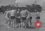 Immagine di I marinai americani di nuotare e giocare Normandia Francia, 1944, secondo 44 filmato di repertorio 65675038273