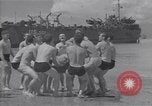Immagine di I marinai americani di nuotare e giocare Normandia Francia, 1944, secondo 48 filmato di repertorio 65675038273