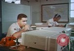 Standbild Techniker Uruguay, 1967, aus Sekunde 46 historischem Filmmaterial Videoclip 65675038303