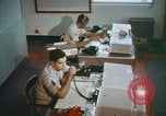 Standbild Techniker Uruguay, 1967, aus Sekunde 48 historischem Filmmaterial Videoclip 65675038303