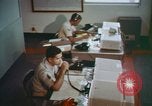 Standbild Techniker Uruguay, 1967, aus Sekunde 58 historischem Filmmaterial Videoclip 65675038303