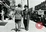 Immagine di Modi di telefono a confronto United States USA, 1940, secondo 45 filmato di repertorio 65675038314