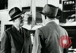 Immagine di Modi di telefono a confronto United States USA, 1940, secondo 58 filmato di repertorio 65675038314