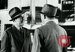 Immagine di Modi di telefono a confronto United States USA, 1940, secondo 61 filmato di repertorio 65675038314