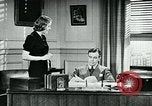 Immagine di Abitudini di telefono United States USA, 1940, secondo 3 filmato di repertorio 65675038315