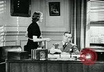 Immagine di Abitudini di telefono United States USA, 1940, secondo 8 filmato di repertorio 65675038315