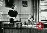 Immagine di Abitudini di telefono United States USA, 1940, secondo 17 filmato di repertorio 65675038315