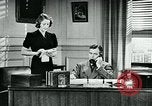 Immagine di Abitudini di telefono United States USA, 1940, secondo 45 filmato di repertorio 65675038315