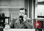 Immagine di Abitudini di telefono United States USA, 1940, secondo 59 filmato di repertorio 65675038315