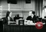 Immagine di Abitudini di telefono United States USA, 1940, secondo 25 filmato di repertorio 65675038316