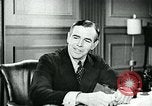 Immagine di Abitudini di telefono United States USA, 1940, secondo 35 filmato di repertorio 65675038316