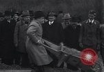 Standbild Kanzler Dollfuss Wildungsmauer Österreich, 1933, aus Sekunde 17 historischem Filmmaterial Videoclip 65675038325