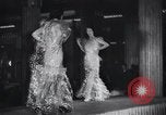 Standbild Zellophan kleider Paris Frankreich, 1933, aus Sekunde 25 historischem Filmmaterial Videoclip 65675038330