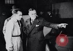 Standbild Malcolm Campbell und Bluebird Kfz Brooklands England, 1931, aus Sekunde 37 historischem Filmmaterial Videoclip 65675038348