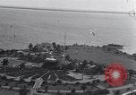 Image auto gyro landing Miami Florida USA, 1931, de la seconde 46 séquences d'archives historiques vidéo 65675038351