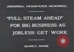 Image ship building plante ajoute des emplois au cours de la dépression Quincy Massachusetts USA, 1931, de la seconde 8 séquences d'archives historiques vidéo 65675038355
