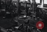 Image ship building plante ajoute des emplois au cours de la dépression Quincy Massachusetts USA, 1931, de la seconde 33 séquences d'archives historiques vidéo 65675038355