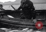 Standbild Lachs Astoria Oregon USA, 1937, aus Sekunde 33 historischem Filmmaterial Videoclip 65675038360