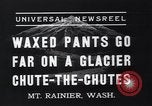 Standbild ski Pant Mount Rainier Washington USA, 1937, aus Sekunde 5 historischem Filmmaterial Videoclip 65675038361