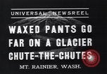 Standbild ski Pant Mount Rainier Washington USA, 1937, aus Sekunde 6 historischem Filmmaterial Videoclip 65675038361