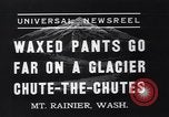 Standbild ski Pant Mount Rainier Washington USA, 1937, aus Sekunde 8 historischem Filmmaterial Videoclip 65675038361