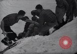 Standbild ski Pant Mount Rainier Washington USA, 1937, aus Sekunde 28 historischem Filmmaterial Videoclip 65675038361