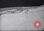 Standbild ski Pant Mount Rainier Washington USA, 1937, aus Sekunde 43 historischem Filmmaterial Videoclip 65675038361